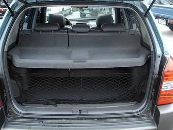 2004 Hyundai Tucson Photos