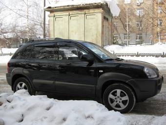 2004 Hyundai Tucson Pictures