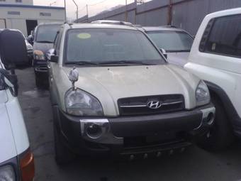 2004 Hyundai Tucson Pictures