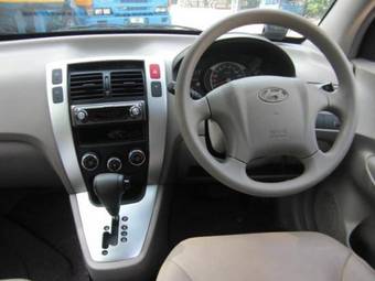 2004 Hyundai Tucson Pictures