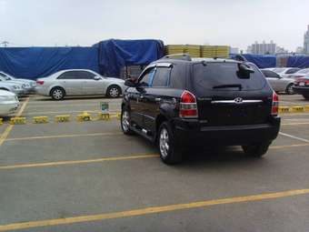 2005 Hyundai Tucson Photos