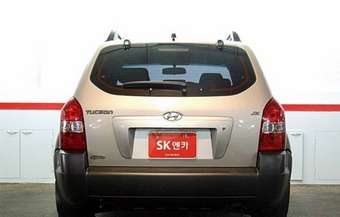 2005 Hyundai Tucson Photos