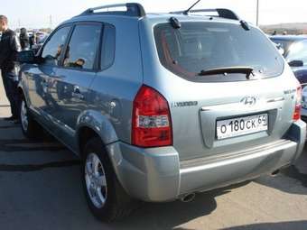 2005 Hyundai Tucson Photos