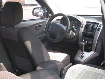 2005 Hyundai Tucson Photos