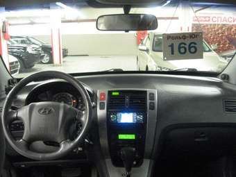 2005 Hyundai Tucson Pictures