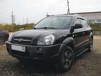 2005 Hyundai Tucson Photos