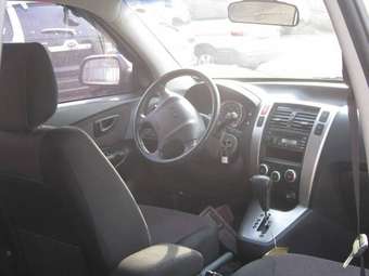 2005 Hyundai Tucson Pictures