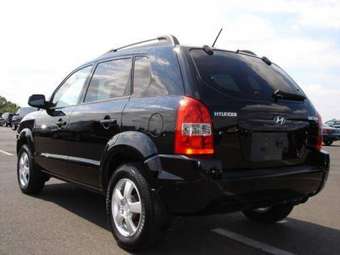 2005 Hyundai Tucson Photos