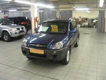 2005 Hyundai Tucson Photos