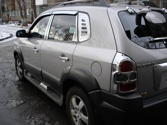 2005 Hyundai Tucson Pictures