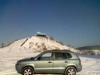 2005 Hyundai Tucson Images