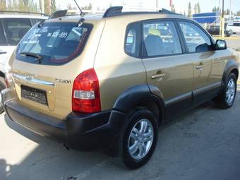 2005 Hyundai Tucson Pictures