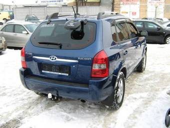 2005 Hyundai Tucson Photos