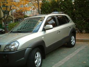 2005 Hyundai Tucson Photos
