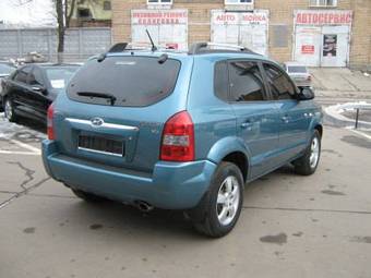 2005 Hyundai Tucson Photos