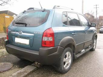 2005 Hyundai Tucson Pictures