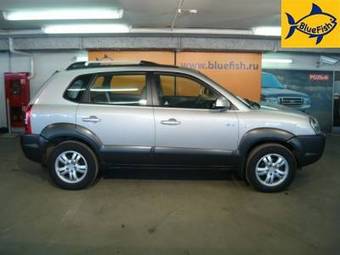 2005 Hyundai Tucson Photos