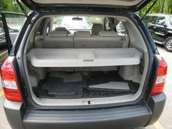 2005 Hyundai Tucson Photos
