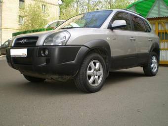 2005 Hyundai Tucson Photos