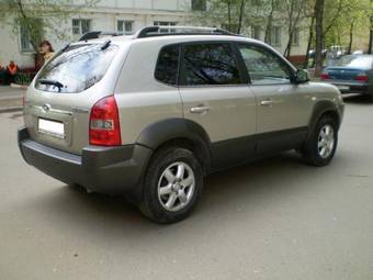 2005 Hyundai Tucson Pictures