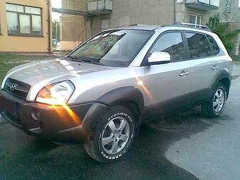 2005 Hyundai Tucson Photos