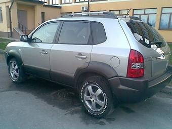 2005 Hyundai Tucson Pictures