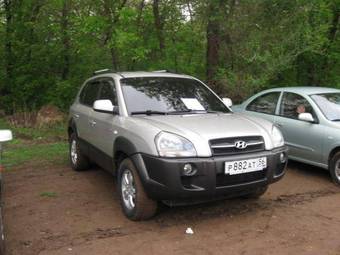2005 Hyundai Tucson Pictures