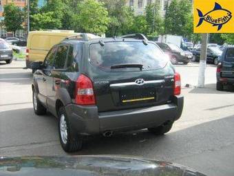 2005 Hyundai Tucson Images