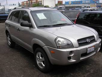 2005 Hyundai Tucson Pics