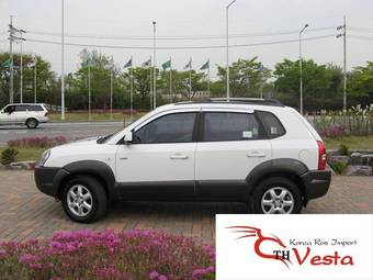 2005 Hyundai Tucson Pictures