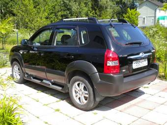 2005 Hyundai Tucson Photos