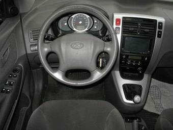 2005 Hyundai Tucson Pictures