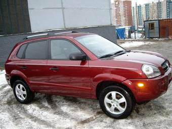 2005 Hyundai Tucson Pictures