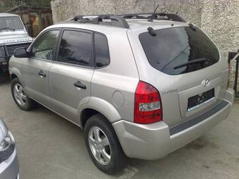 2005 Hyundai Tucson Photos