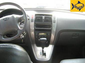 2005 Hyundai Tucson Pics