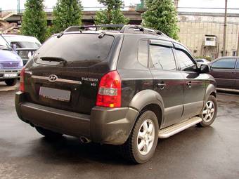 2005 Hyundai Tucson Photos