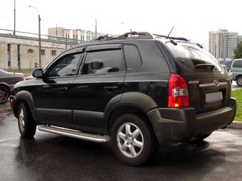 2005 Hyundai Tucson Photos