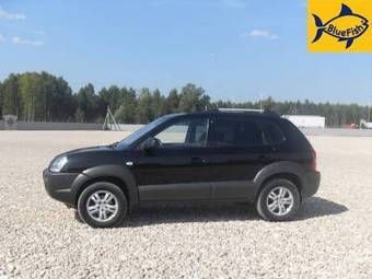2005 Hyundai Tucson Photos
