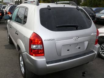 2005 Hyundai Tucson Pictures