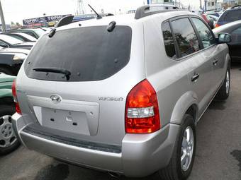 2005 Hyundai Tucson Photos