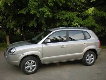 2008 Hyundai Tucson Photos