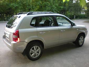 2008 Hyundai Tucson Images
