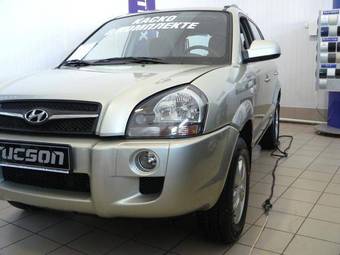 2009 Hyundai Tucson Pics