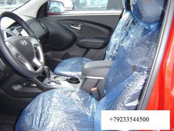 2010 Hyundai Tucson Pictures