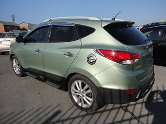 2010 Hyundai Tucson Pictures