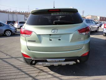 2010 Hyundai Tucson Pictures