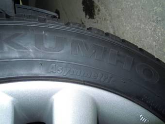 2010 Hyundai Tucson Photos