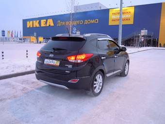 2010 Hyundai Tucson Photos