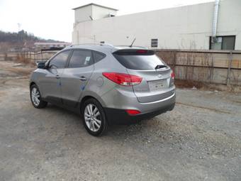 2010 Hyundai Tucson Pictures