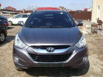 2010 Hyundai Tucson Pictures